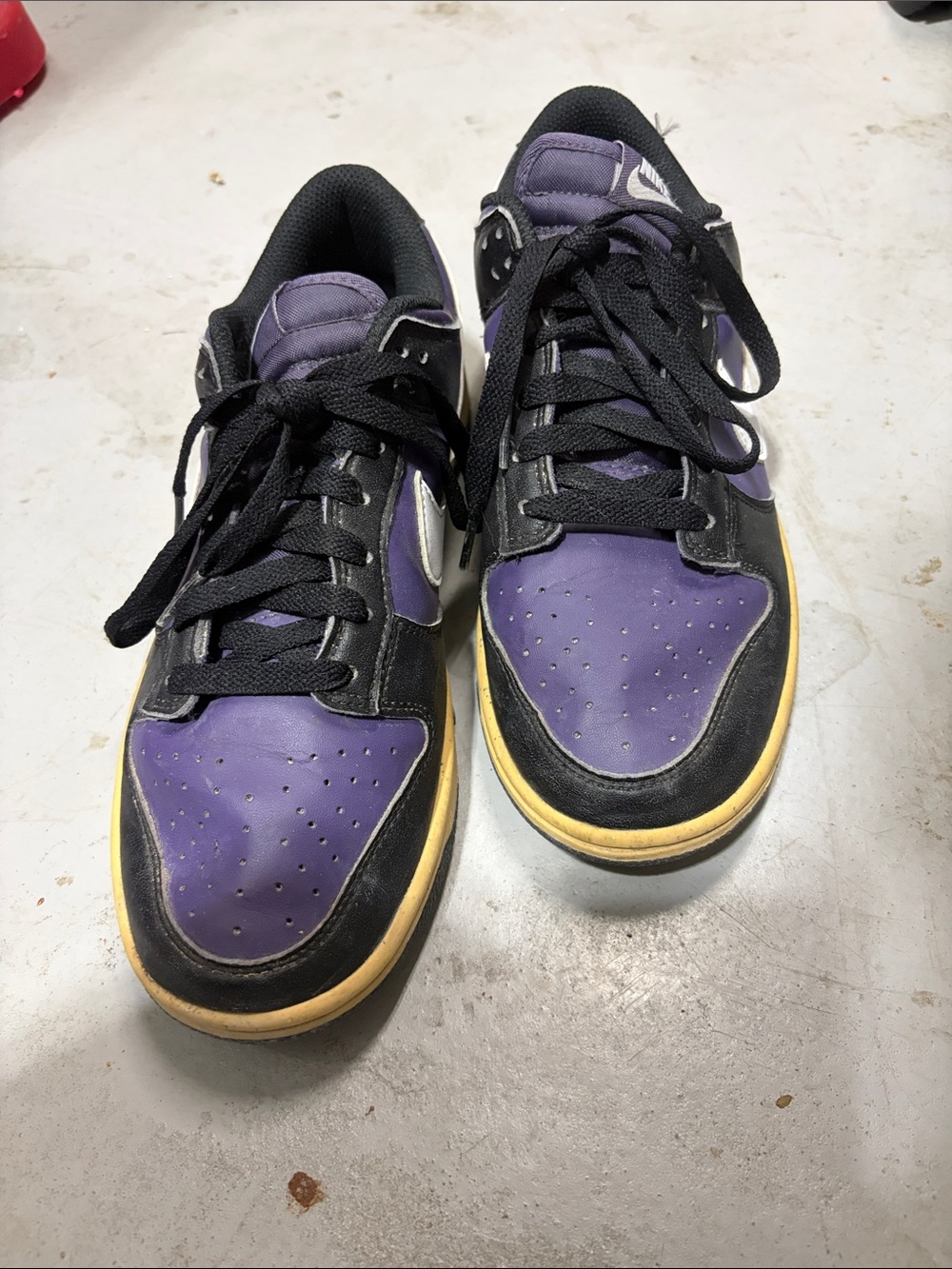 Nike Low-Top Sneakers — Purple, Black & Yellow